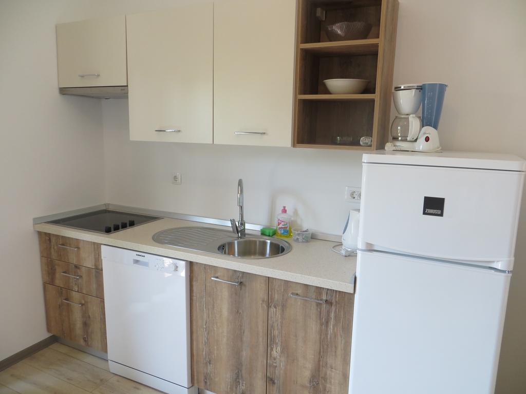 Apartments Sandra โปเรช ภายนอก รูปภาพ